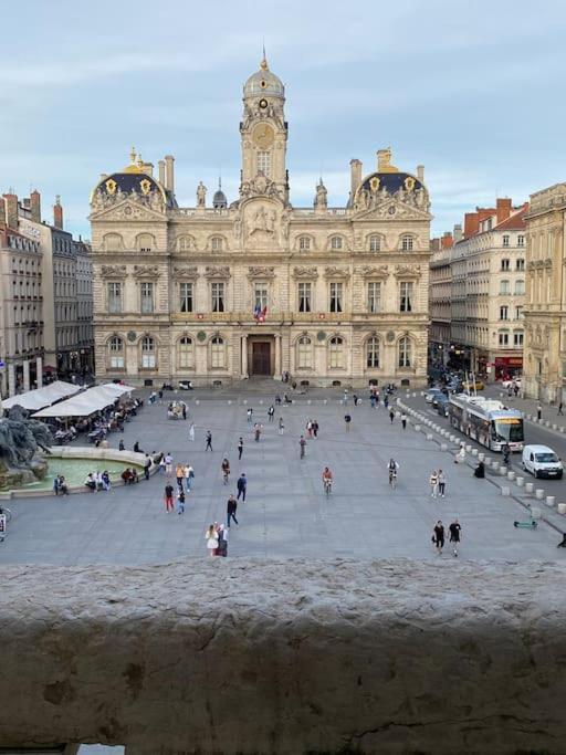 ליון Grand Balcon Place Des Terreaux מראה חיצוני תמונה
