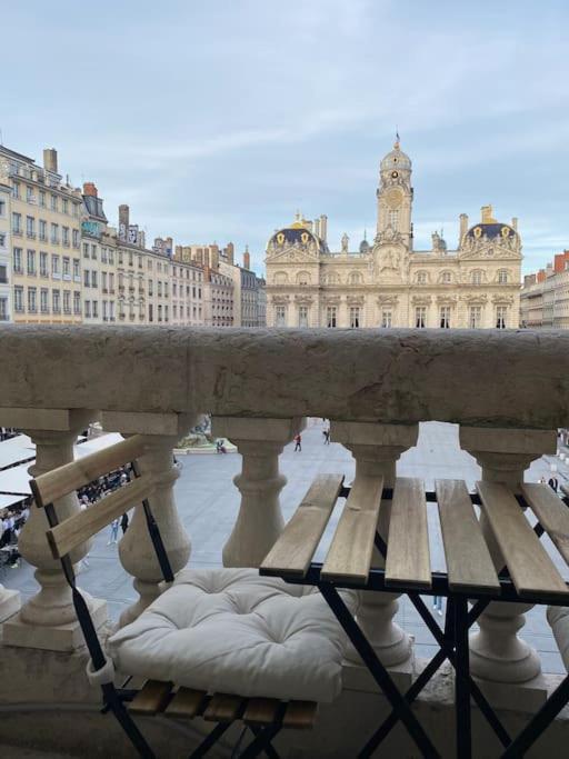 ליון Grand Balcon Place Des Terreaux מראה חיצוני תמונה